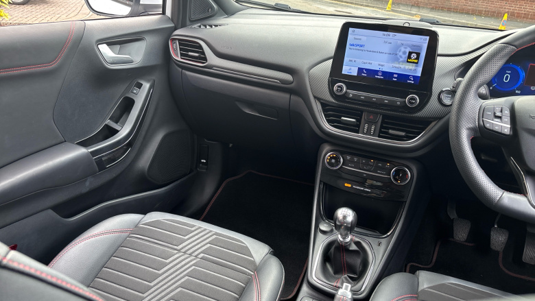 Ford Puma 1.0 EcoBoost Hybrid mHEV 155 ST-Line X 5dr Petrol Hatchback